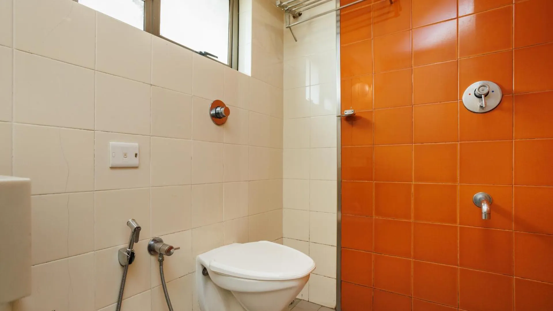Hotel Nexstay Asma Tower Calecute